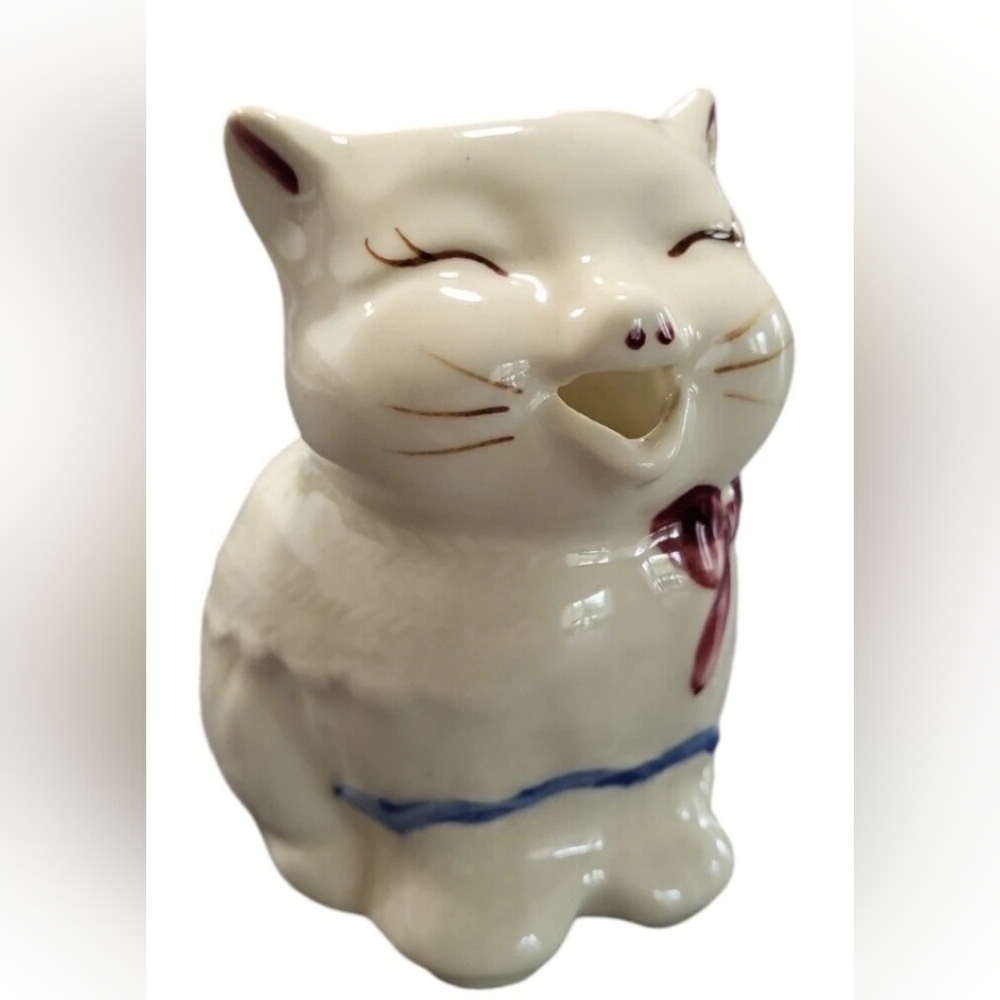 Vintage 1950's Shawnee Art Pottery Puss’n Boots Creamer Cat Pitcher W/Handle USA